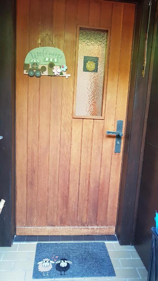 Traumhaftes Chalet Mit Seesicht Krattigen Dış mekan fotoğraf